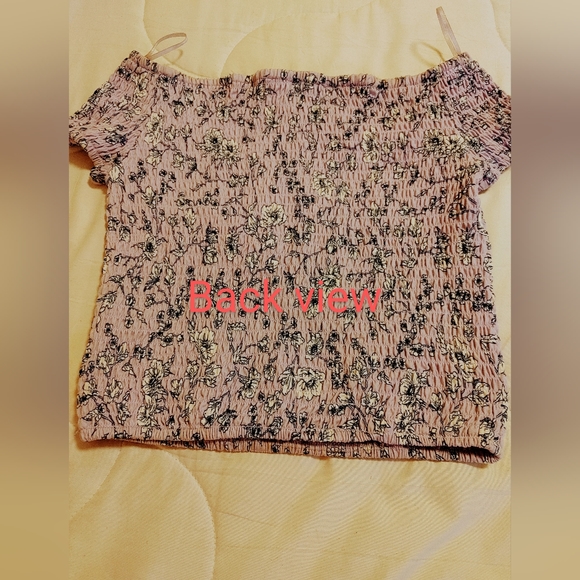 Mid rib blouse size S , floral lavender 🪻 - Picture 2 of 2